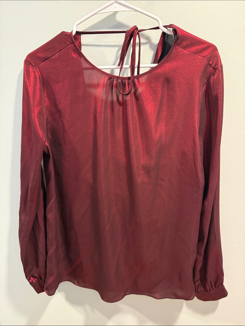 Tristan Shimmery Burgundy Tie-Back Blouse Size Small